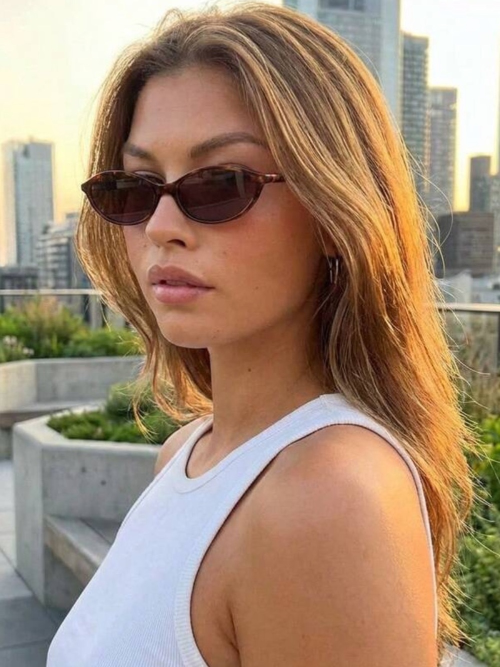 Tortoiseshell Slim Oval Retro Boho Sunglasses - Brown Lenses - Picture 8 of 12